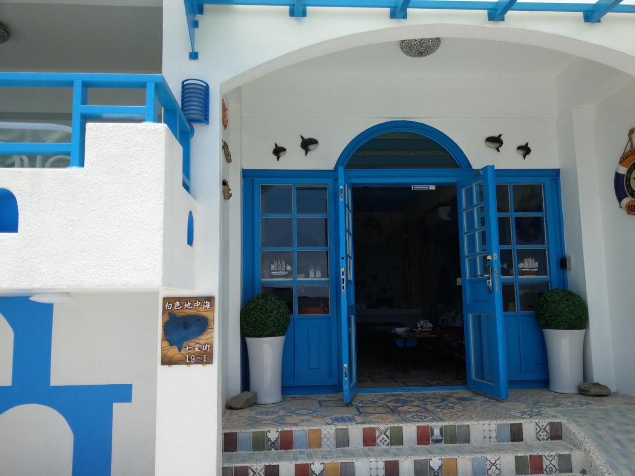 White Mediterranean Dahan Bagian luar foto