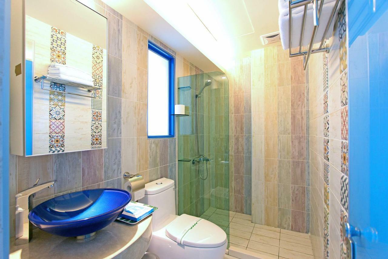 White Mediterranean Dahan Bagian luar foto