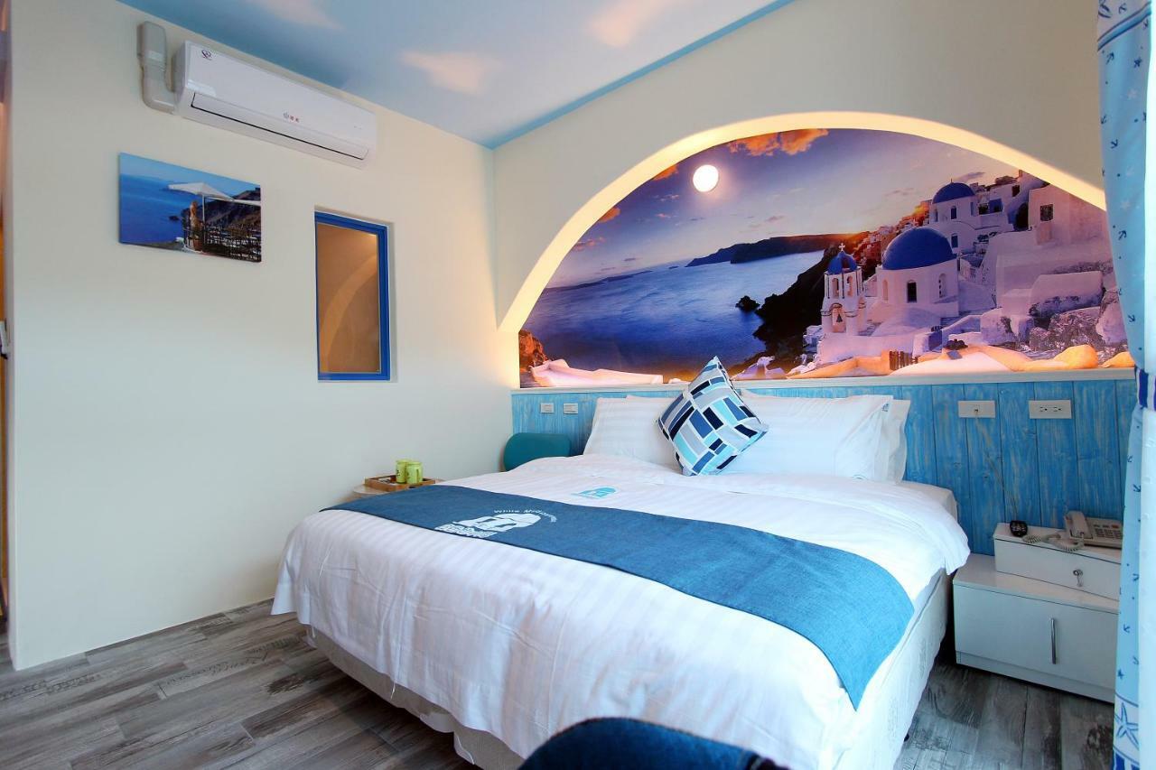 White Mediterranean Dahan Bagian luar foto