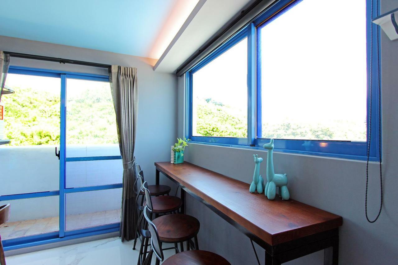 White Mediterranean Dahan Bagian luar foto